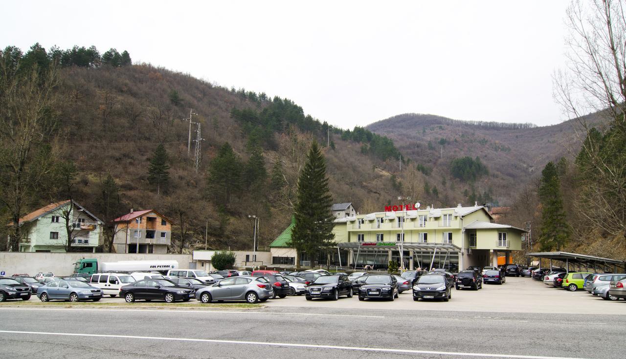 Motel Maksumic Jablanica Екстериор снимка